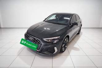 奥迪A3 2023款 改款 A3L Limousine 35 TFSI 时尚运动型