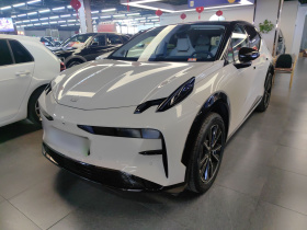 极氪X 2025款 五座后驱版