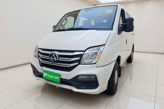 上汽大通MAXUS 新途V80 2018款 2.5T 6挡手动傲运通短轴超低顶5-6座