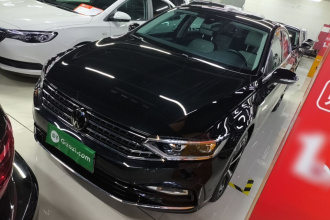 大众 迈腾 2023款 200万辆纪念版 330TSI DSG豪华型