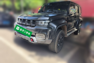 北京越野 北京BJ40 2021款 2.3T 自动四驱刀锋英雄版至尊型