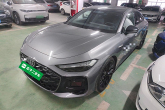奥迪A5L Sportback 2026款 TFSI quattro 150kW 首发限量版