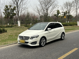 奔驰B级 2017款 B 200 动感型
