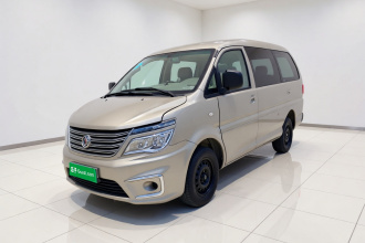 东风风行 菱智 2019款 M5L 1.6L 7座基本型 国VI