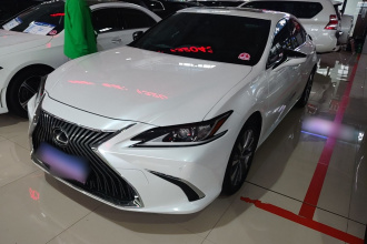 雷克萨斯ES 2018款 200 卓越版 国V