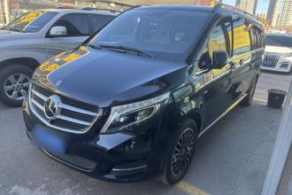 奔驰V级 2018款 V 260 L 尊贵加长版 国VI