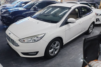 福特 福克斯 2017款 三厢 1.6L 自动舒适型智行版