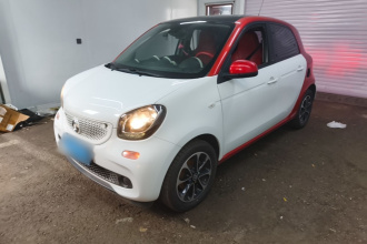 smart forfour 2016款 1.0L 52千瓦激情版