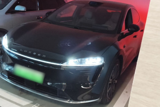 鸿蒙智行 智界R7 2025款 增程 360km Max