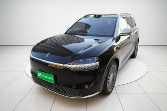 鸿蒙智行 问界M9 2025款 纯电 Max版 100kWh 6座版 (192线激光雷达）