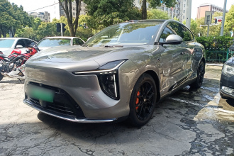 智己汽车 智己LS6 2026款 增程 52 Max+