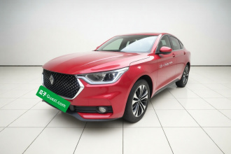 宝骏RC-6 2019款 1.5T CVT 24小时在线尊贵型