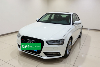 奥迪A4L 2016款 35 TFSI 典藏版 自动标准型