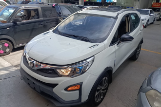 比亚迪 元 2016款 1.5L 手动尊贵型