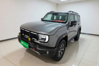 北京越野BJ40 2024款 2.0T 全新城市猎人版 至尊型