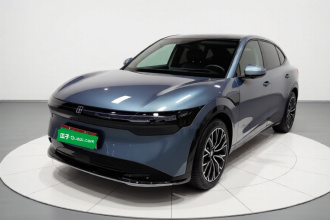 极氪7X 2025款 75kWh 后驱智驾版