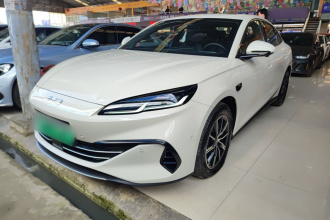 比亚迪 海豹06新能源 2025款 DM-i 智驾版 120KM尊享型