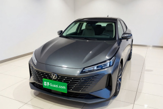 长安 逸动 2024款 1.5T GDI自动 尊贵型