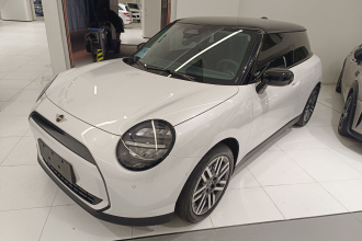 电动MINI COOPER 2025款 456km COOPER E 经典派