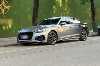 奥迪A5 2024款 Sportback 40 TFSI quattro 豪华动感型