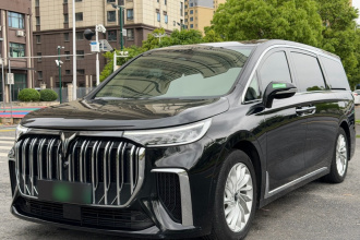 岚图汽车 岚图梦想家 2024款 PHEV 超长续航尊贵版