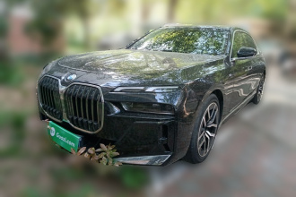 宝马7系 2023款 735Li M运动套装