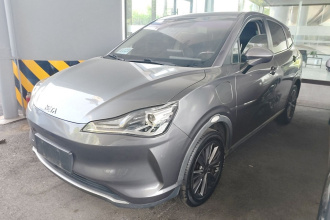 哪吒汽车 哪吒V 2022款 潮 400 Lite