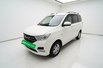 五菱汽车 五菱宏光 2021款 1.5L S舒适型LAR