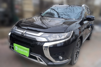 三菱 欧蓝德 2020款 2.0L 两驱畅享版 5座