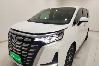 腾势D9 2022款 DM-i 970 四驱尊荣型