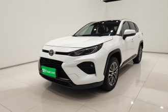 丰田 威兰达 2024款 2.0L CVT两驱豪华PLUS版