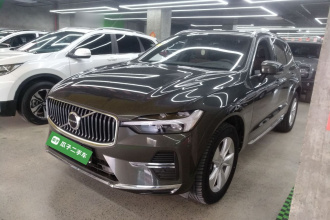 沃尔沃XC60 2022款 B5 四驱智逸豪华版