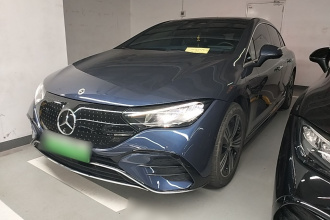 奔驰EQE 2022款 350 豪华版