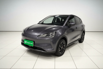 哪吒汽车 哪吒V 2022款 潮 300 Lite 磷酸铁锂