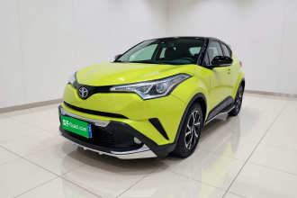 丰田C-HR 2018款 2.0L 领先天窗版 国V