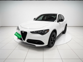 阿尔法·罗密欧 Stelvio斯坦维 2023款 2.0T 280HP Sprint纵擎版