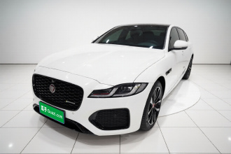 捷豹XFL 2021款 XFL 2.0T P250 四驱曜黑运动版