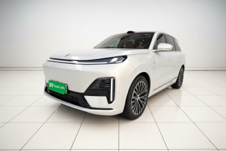 深蓝汽车 深蓝S09 2025款 四驱Ultra+ 高定版