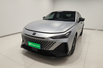 长安UNI-V 2022款 2.0T 锋速版