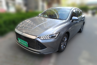 比亚迪 秦PLUS 2024款 荣耀版 DM-i 55KM领先型