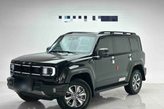 北京越野 北京BJ40 2024款 2.0T 全新城市猎人版 至尊型