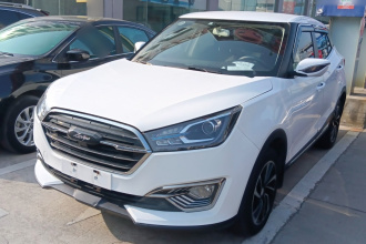 众泰T300 2017款 1.5L 手动豪华型