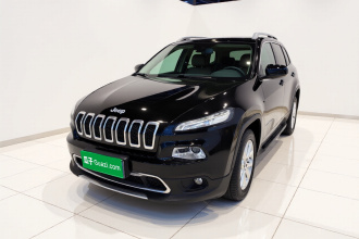 Jeep 自由光 2017款 2.0L 优越版
