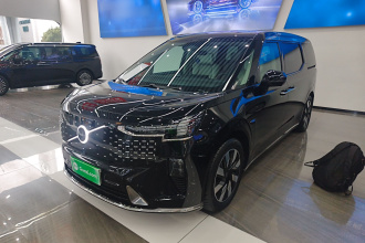 沃尔沃EM90 2025款 Ultra 六座