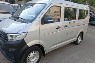 长安跨越 跨越星V3 2023款 1.5L汽油标准型7座客车