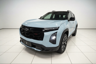 雪佛兰 探界者Plus 2024款 102km RS 至臻版