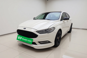 福特 蒙迪欧 2017款 EcoBoost 200 豪华型