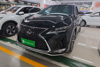 雷克萨斯RX 2020款 改款 300 四驱典雅版