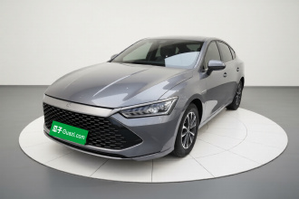 比亚迪 秦PLUS 2024款 荣耀版 DM-i 55KM领先型