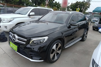 奔驰GLC 2018款 改款 GLC 300 4MATIC 动感型